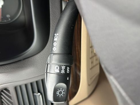 Used 2011 Hyundai Santa Fe GLS image 31