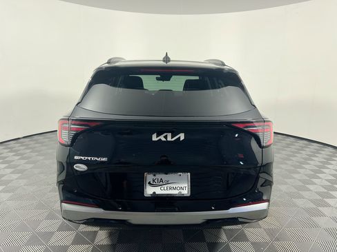 New 2026 Kia Sportage SX image 4