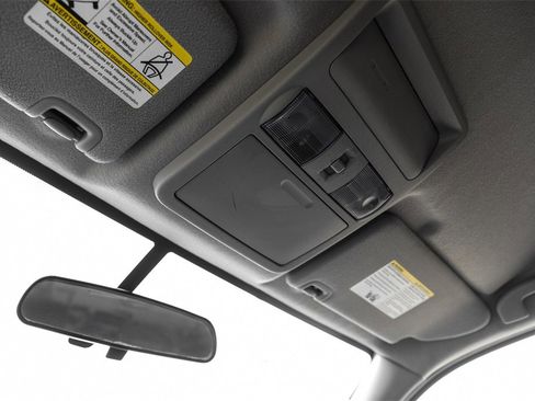 Used 2019 Nissan Frontier S image 25