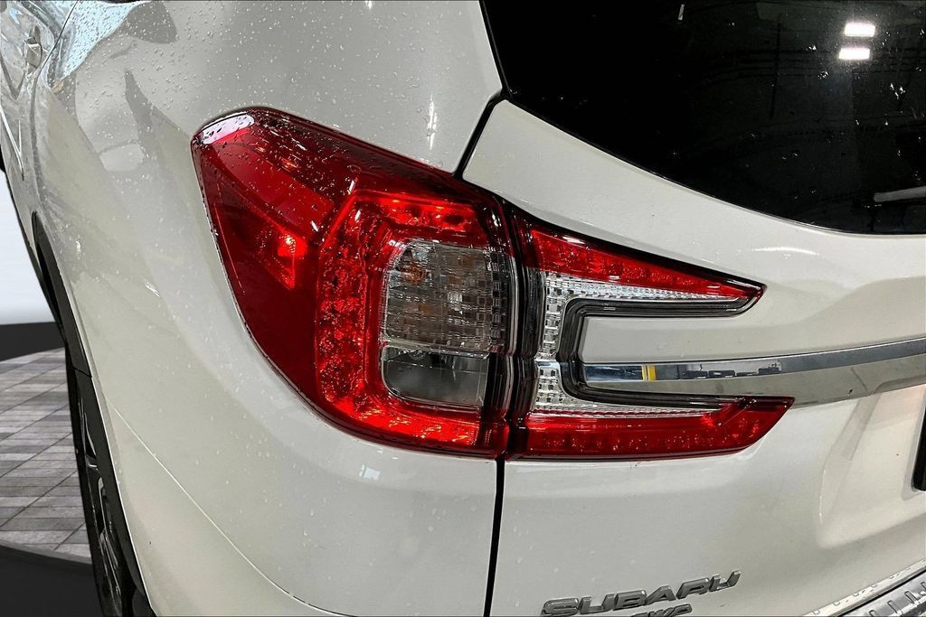 Used 2024 Subaru Ascent Limited AWD/4WD image 23