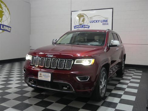 Used 2020 Jeep Grand Cherokee Overland image 4