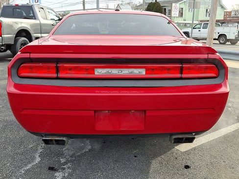 Used 2011 Dodge Challenger R/T image 5