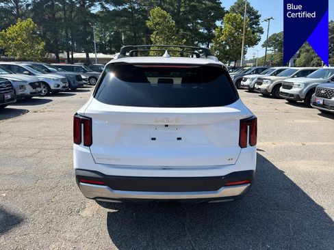 Used 2024 Kia Sorento S w/ Panoramic Sunroof Package AWD/4WD image 6
