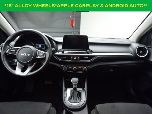 Used 2023 Kia Forte LXS w/ LXS Technology Package FWD image 4