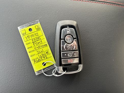 Used 2025 Ford Explorer ST image 29