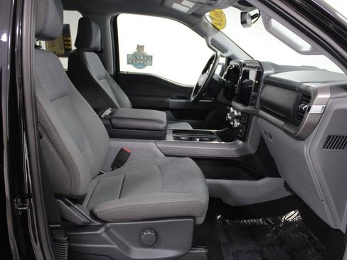 Used 2024 Ford F150 XLT w/ Mobile Office Package image 31