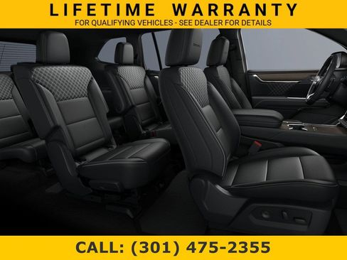 New 2026 GMC Acadia Denali w/ Super Cruise Package FWD image 32