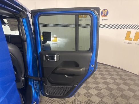 New 2026 Jeep Gladiator Sport image 20