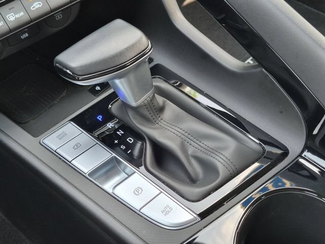 Used 2024 Hyundai Elantra SEL w/ Convenience Package FWD image 14
