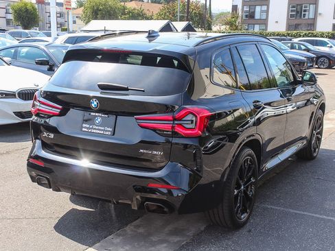 Used 2023 BMW X3 xDrive30i w/ M Sport Package AWD/4WD image 4