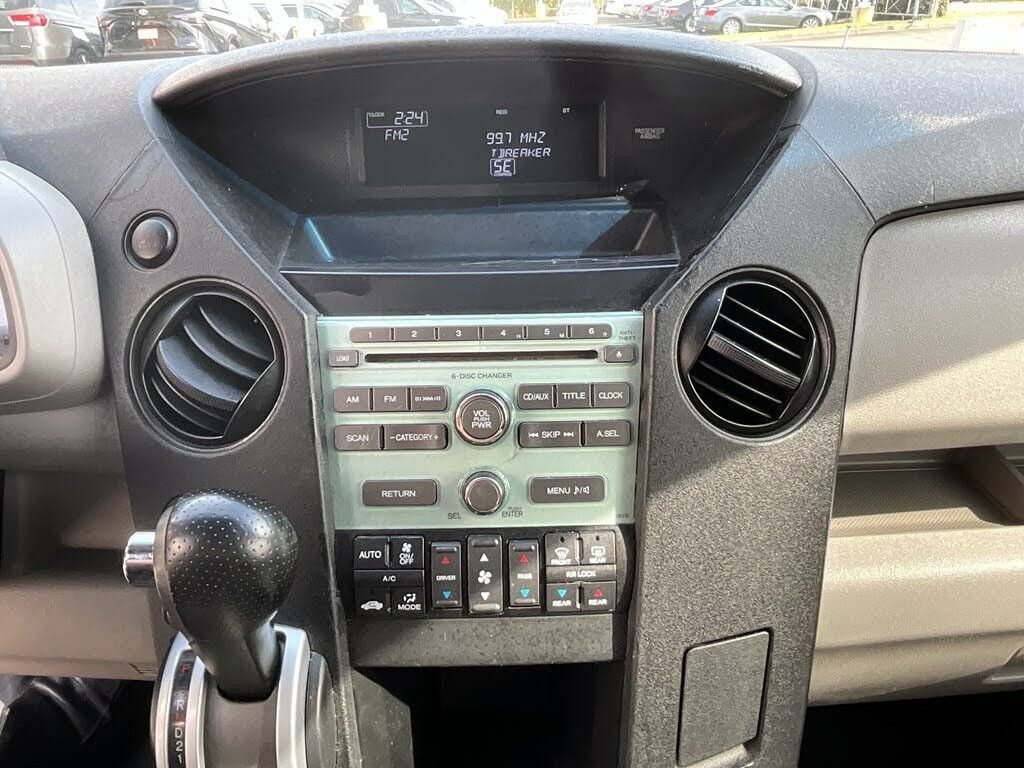 Used 2011 Honda Pilot EX image 25