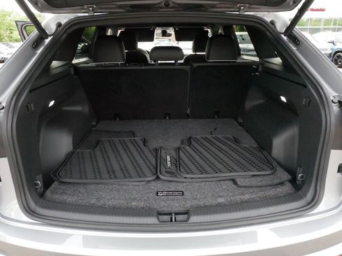 Used 2025 Volkswagen Atlas Cross Sport SEL Premium R-Line AWD/4WD image 18