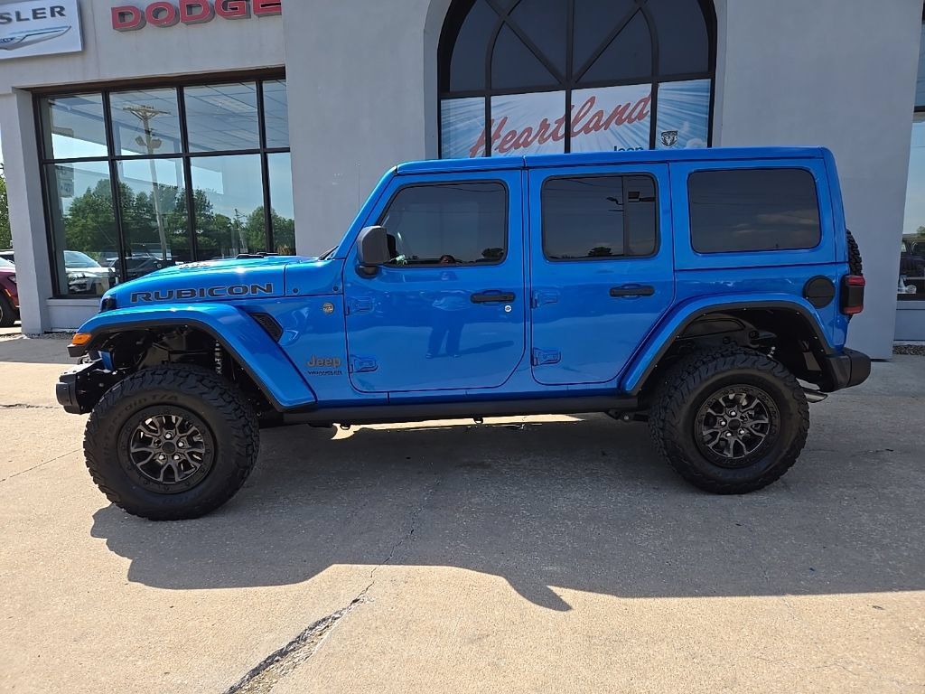 Used 2022 Jeep Wrangler Unlimited Rubicon w/ Trailer Tow Package AWD/4WD image 6