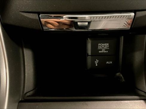 Used 2015 Honda Accord EX image 32