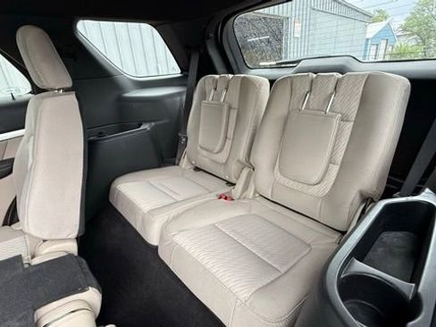 Used 2018 Ford Explorer 4WD image 26