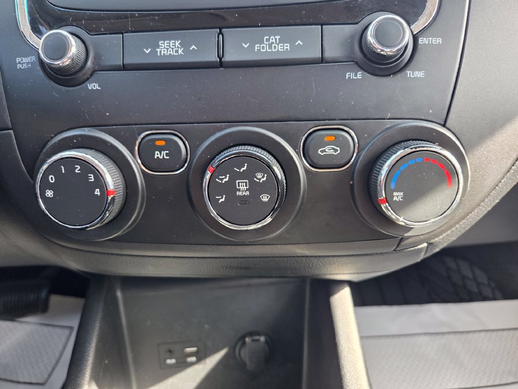 Used 2018 Kia Forte LX w/ LX Rear Camera Package FWD image 24