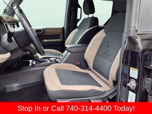 Used 2021 Ford Bronco Big Bend w/ Sasquatch Package AWD/4WD image 16