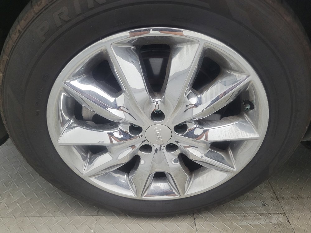 Used 2018 Jeep Cherokee Limited FWD image 31