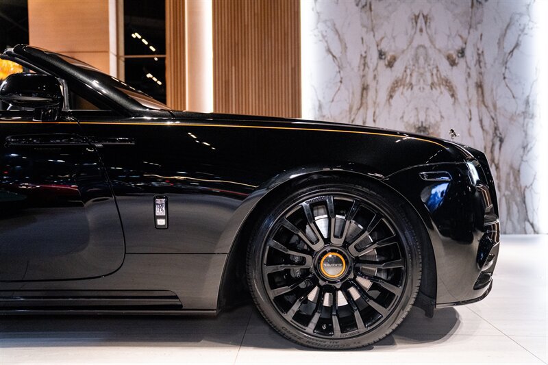 Used 2019 Rolls-Royce Dawn RWD image 15