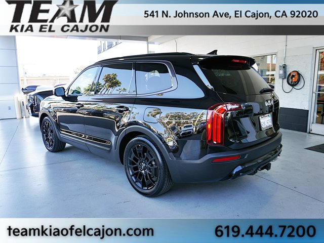 Certified 2022 Kia Telluride SX w/ SX Prestige Package AWD/4WD image 8
