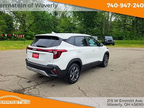 Used 2024 Kia Seltos LX AWD/4WD image 28