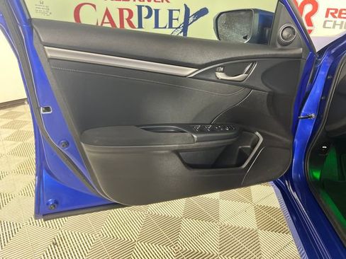 Used 2019 Honda Civic EX image 11