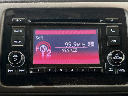 Used 2021 Honda HR-V LX image 10
