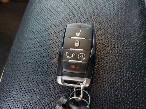 Used 2022 RAM 1500 Laramie image 25