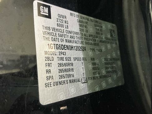 Used 2017 GMC Canyon SLT w/ Trailering Package image 17