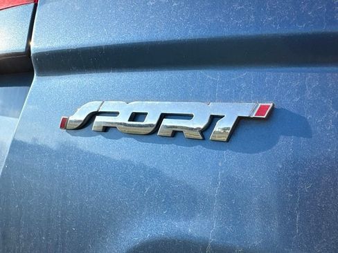 Used 2010 Ford Fusion Sport FWD image 4