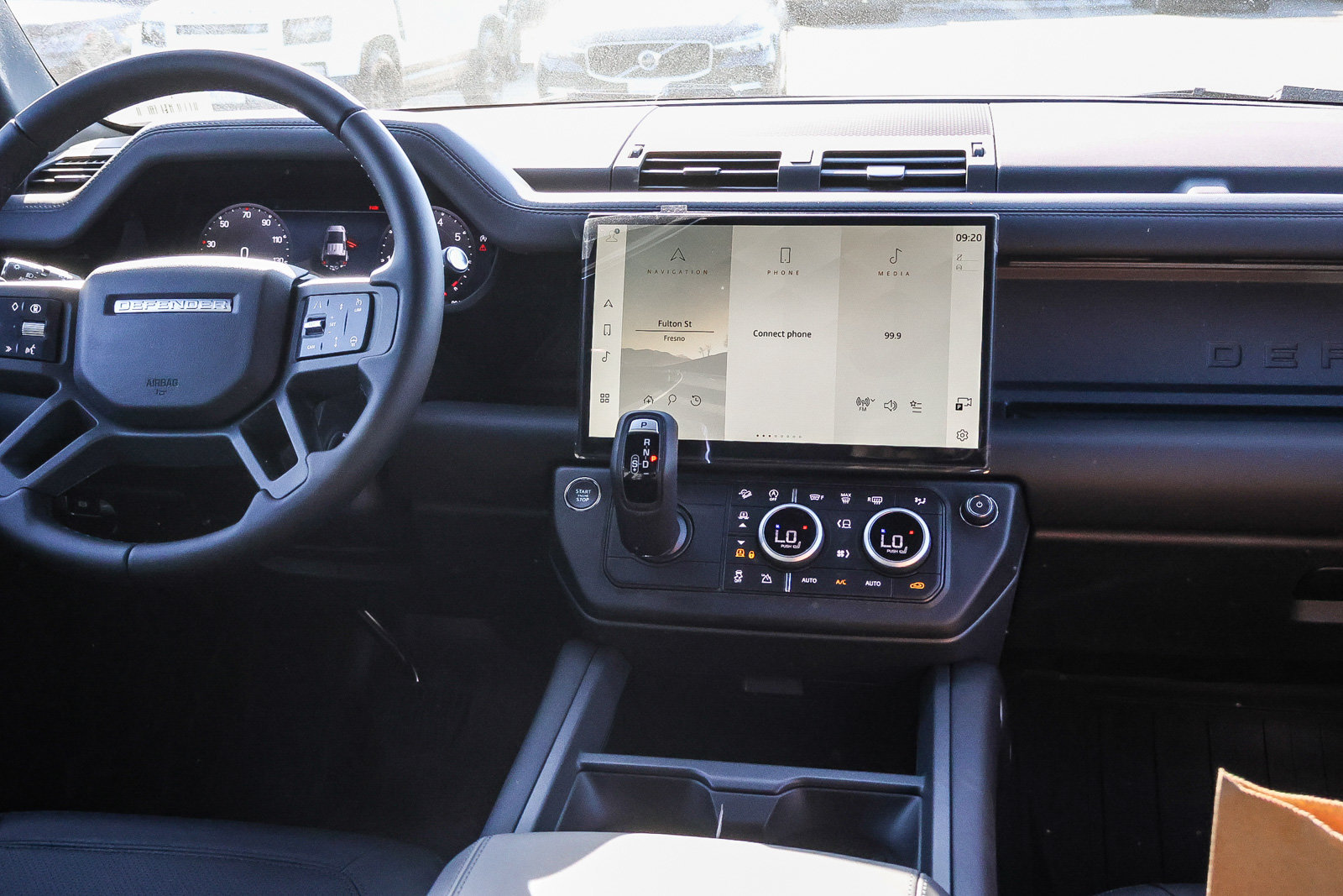 New 2026 Land Rover Defender 110 X-Dynamic SE AWD/4WD image 22