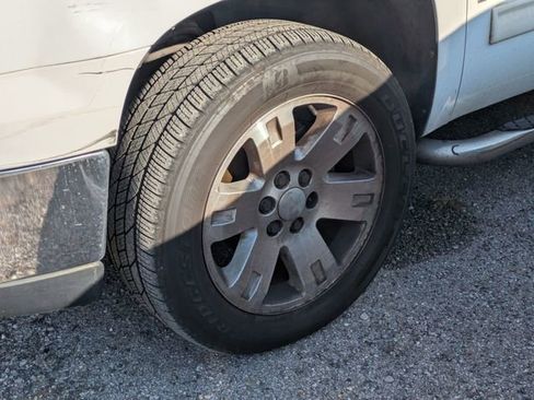 Used 2007 GMC Sierra 1500 SLE w/ South Central Value Package image 6