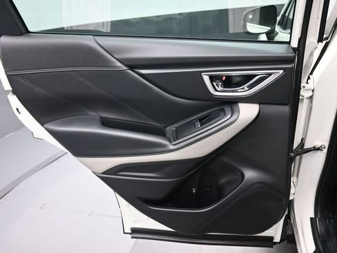 Used 2022 Subaru Forester Limited image 30