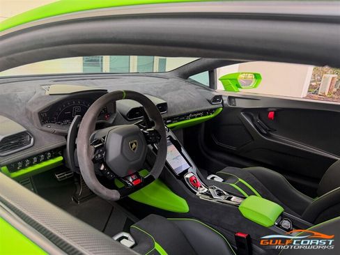 Used 2026 Lamborghini Temerario AWD/4WD image 2