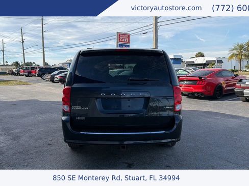 Used 2013 Dodge Grand Caravan Crew image 7