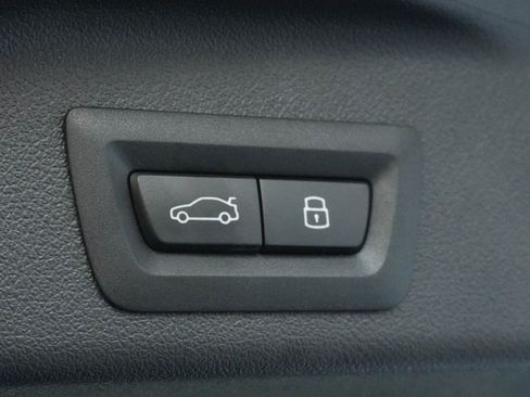 Used 2026 BMW X5 M60i AWD/4WD image 41