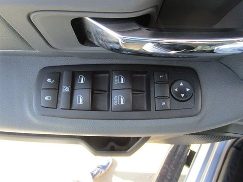 Used 2019 RAM 1500 Classic Warlock image 13