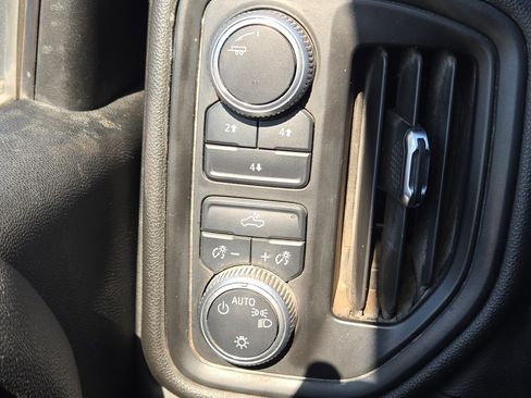 Used 2020 GMC Sierra 3500 4x4 Crew Cab w/ Convenience Package image 26