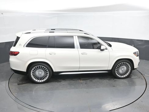 Used 2023 Mercedes-Benz Maybach GLS 600 4MATIC image 35