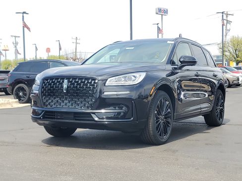 New 2026 Lincoln Corsair Reserve w/ Jet Appearance Package image 2