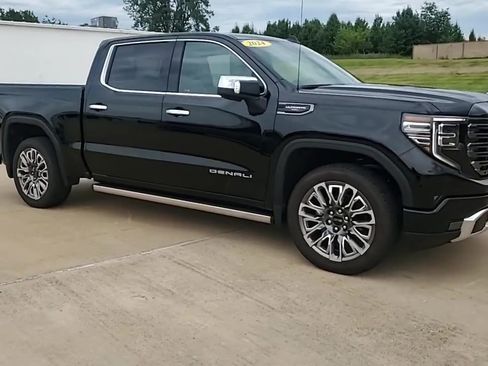 Used 2024 GMC Sierra 1500 Denali Ultimate image 2