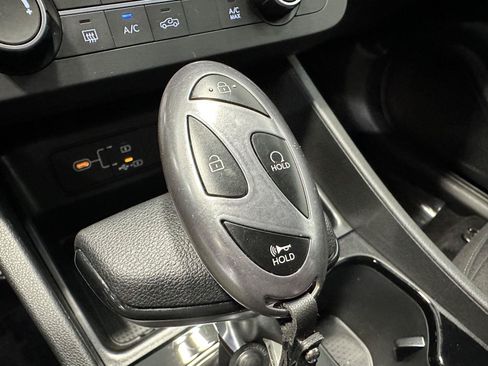 Certified 2025 Hyundai Santa Cruz SE AWD/4WD image 29