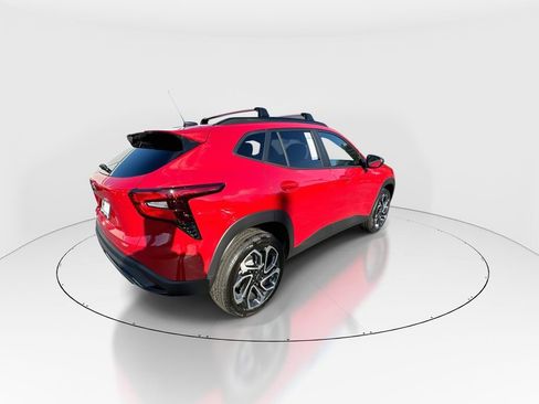 New 2026 Chevrolet Trax RS FWD image 8