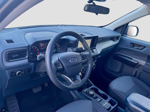 Used 2023 Ford Maverick XL image 9