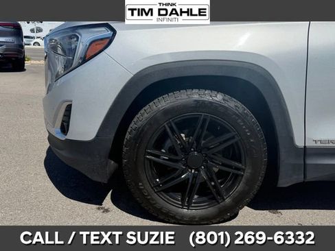 Used 2020 GMC Terrain SLT w/ Preferred Package AWD/4WD image 7