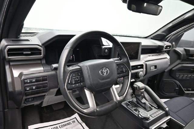 Used 2024 Toyota Tacoma SR5 w/ SR5 Upgrade Package AWD/4WD image 12