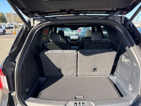 Used 2025 Ford Explorer ST w/ Sun And Sound Package image 8