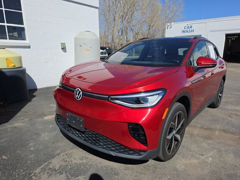 Used 2023 Volkswagen ID.4 Pro S image 9