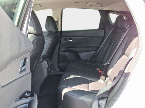 New 2025 Nissan Murano SV image 6