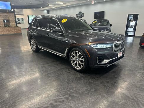 Used 2020 BMW X7 xDrive40i w/ Luxury Seating Package AWD/4WD image 3